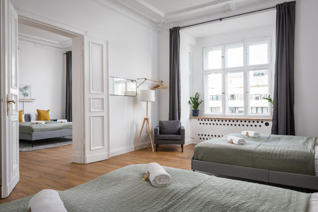 Riesiges Apartment Nahe Kudamm Sehr Schoener Altbau 123M2 Gross 12 Gaeste Berlin Exterior photo